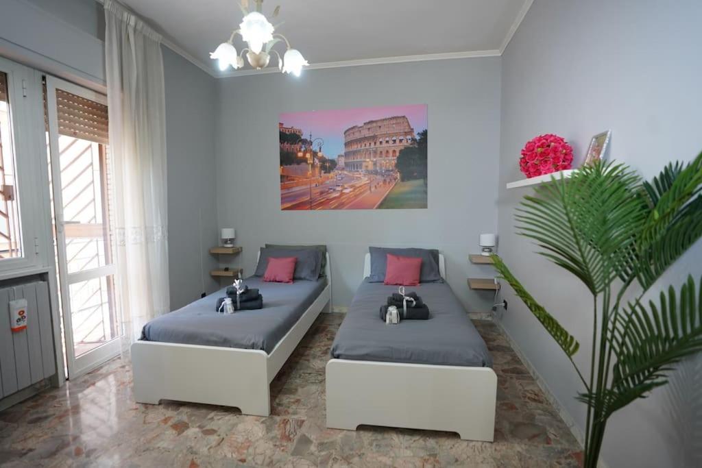 Big Flat Metro C Apartment Rom